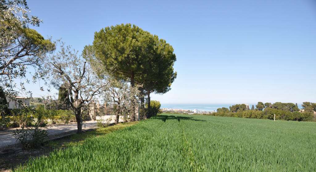 Residenza Scorcio Sul Mare Hotel Porto San Giorgio Exterior foto