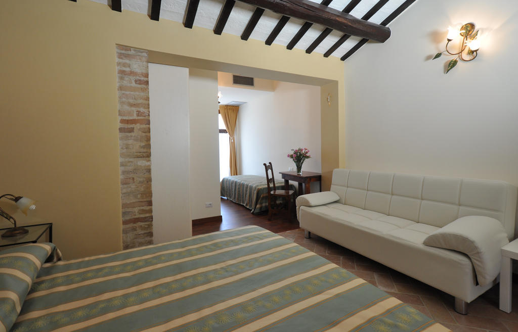 Residenza Scorcio Sul Mare Hotel Porto San Giorgio Exterior foto