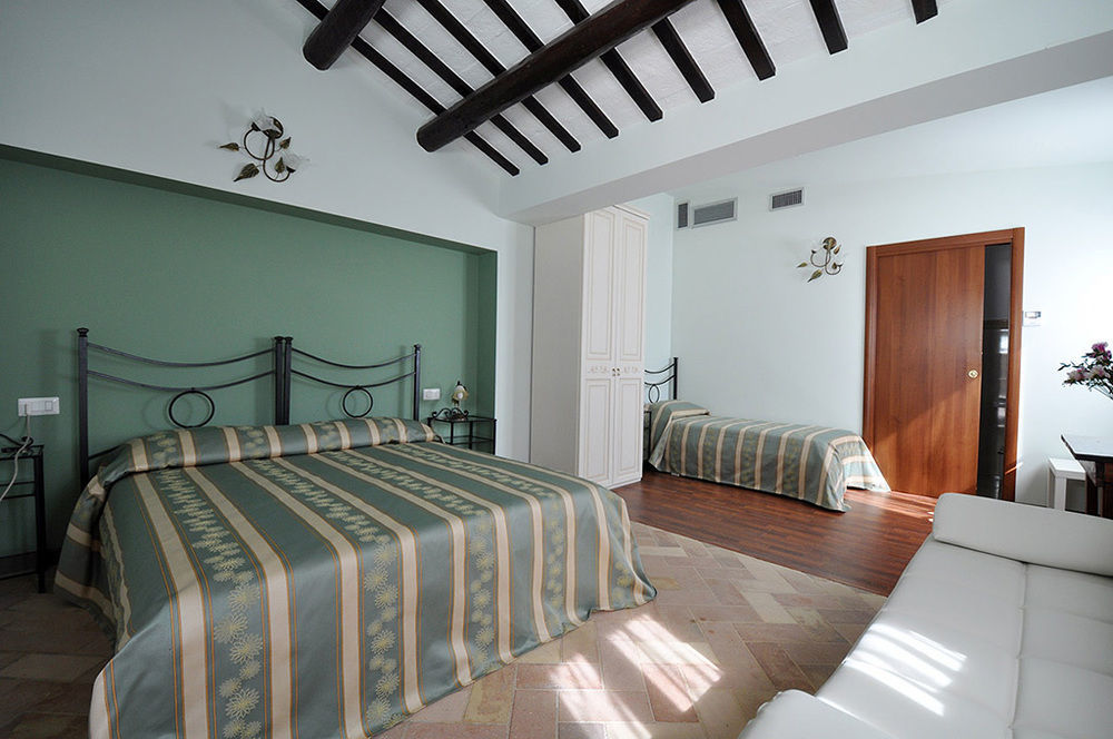 Residenza Scorcio Sul Mare Hotel Porto San Giorgio Exterior foto